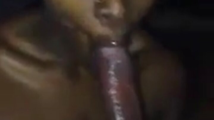 หญิงสาวสุดหื่นไปหาแฟนหนุ่มเพื่อมีเซ็กส์