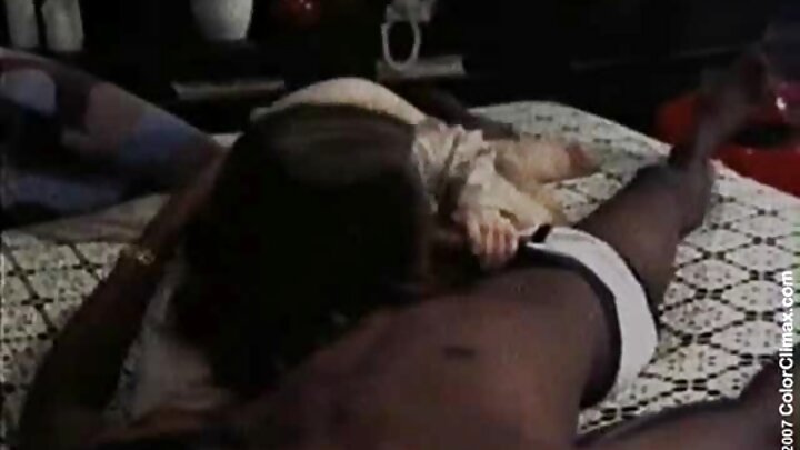หญิงขายบริการชาวรัสเซียมาและร่วมเพศกับผู้ชาย