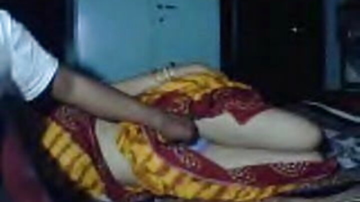 สาวรัสเซียผมหยิกถูกผู้ชายร่วมเพศทางช่องคลอดอย่างรุนแรง