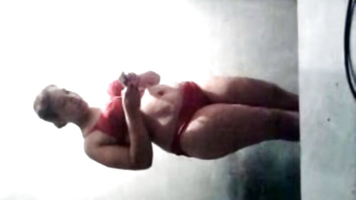 ชายที่มีอวัยวะเพศใหญ่ข่มขืนสาวผมแดง