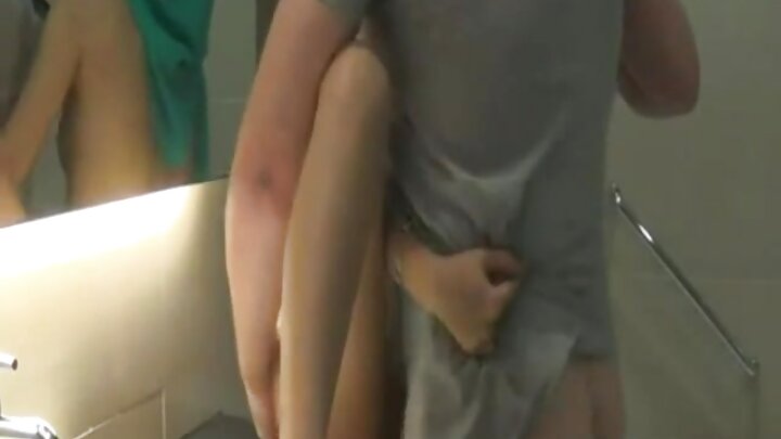หนังโป๊แบบ POV พร้อมบทสนทนาที่หญิงสาวสุดฮอตถูกร่วมเพศ