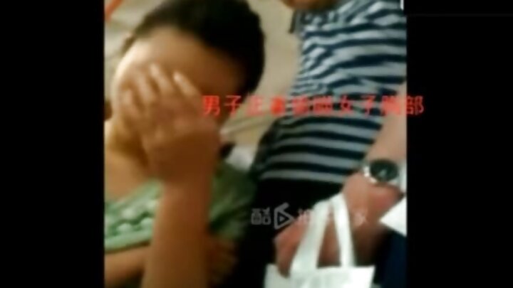 ผอมบาง เลีย หลิน สาวผมสีน้ำตาล มีเพศสัมพันธ์กับแฟนหนุ่มของเธอ