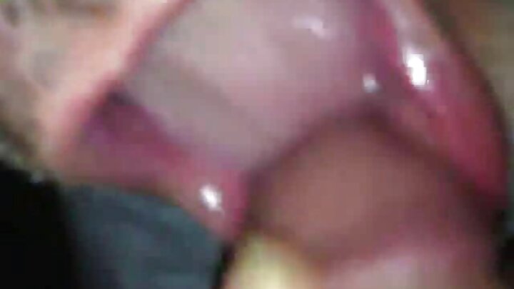 ชายผิวขาว ร่วมเพศกับแม่บ้านผิวดำอย่างรุนแรง